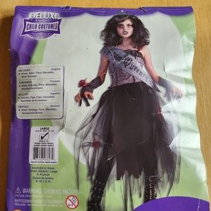 Gothic Prom Queen costume